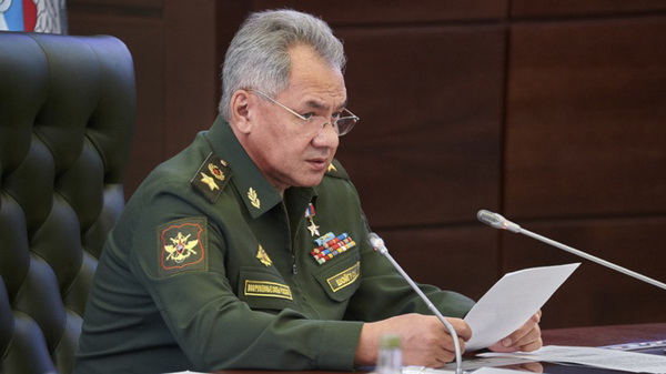 Сергей Шойгу ознакомился с системой обмена информацией по безопасности полетов