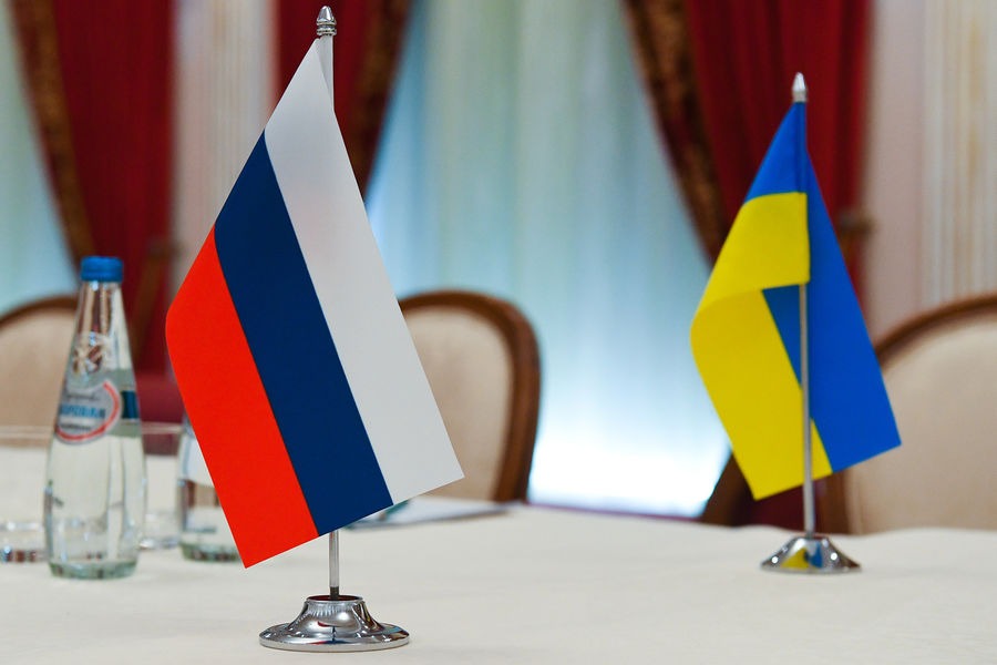 Член Общественного совета при МВД России Наталия Нарочницкая в своём интервью рассказала о сложившейся ситуации между Россией и Украиной