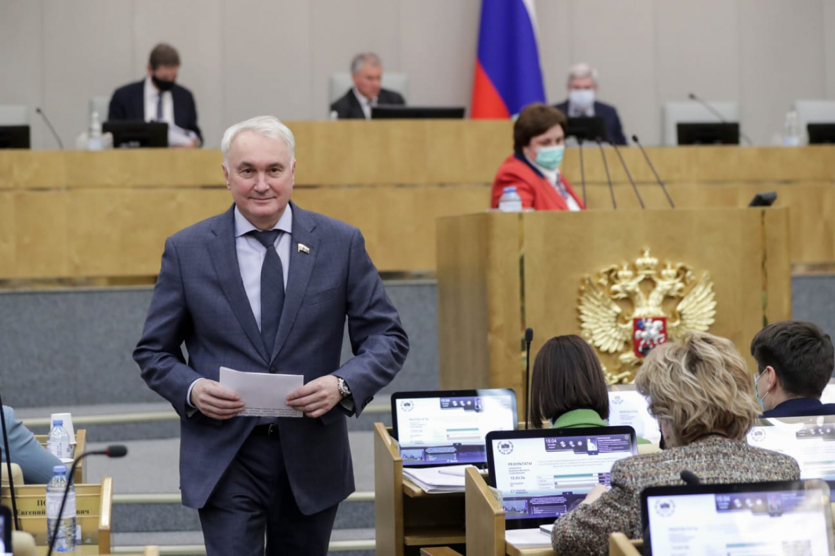 Глава Комитета Госдумы по обороне - о социально ориентированных решениях парламента