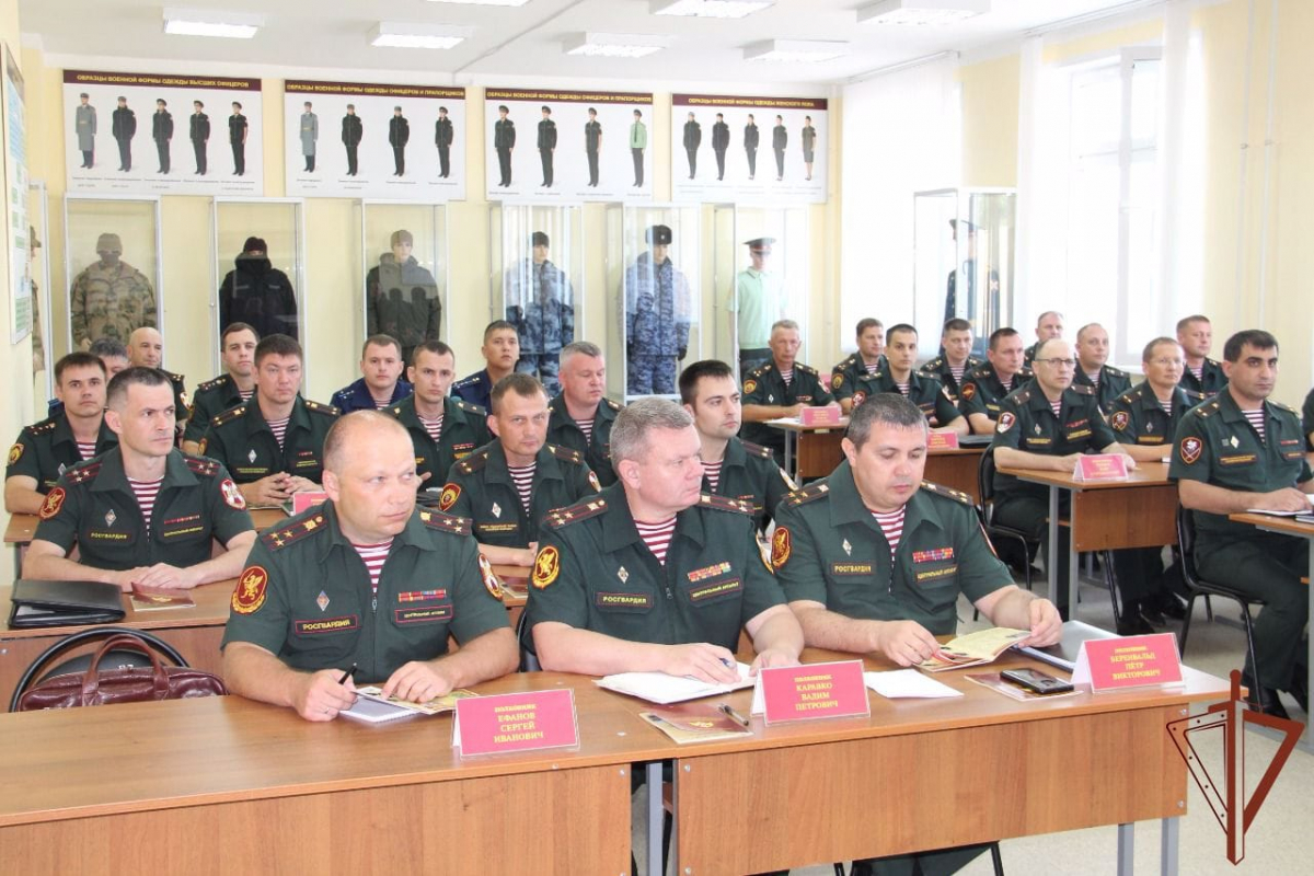 В Росгвардии проходят учебно-методические сборы специалистов вещевых служб ведомтсва