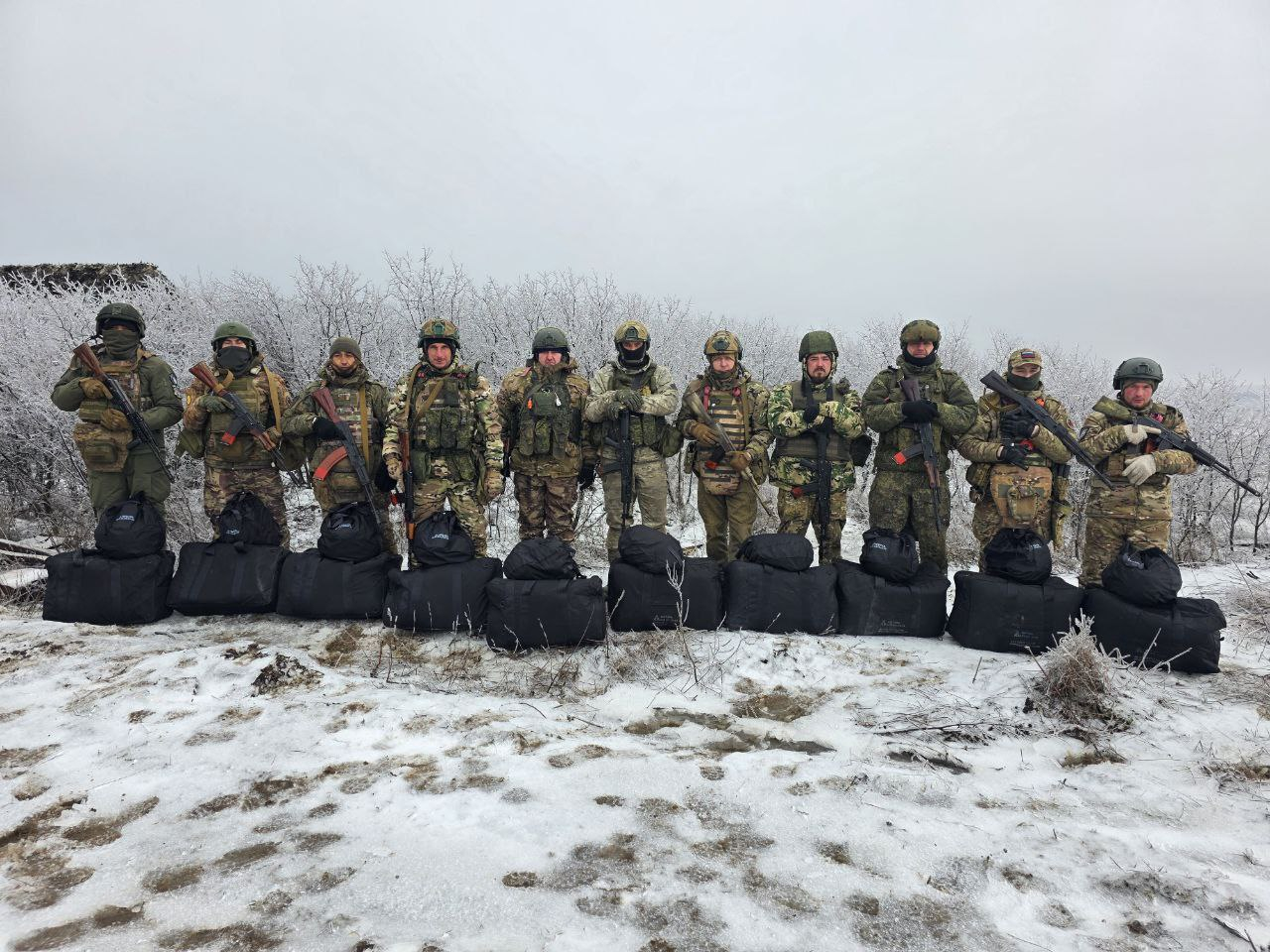 Ратный труд под надежной защитой: Александр Спиридонов доставил гуманитарный груз российским военным